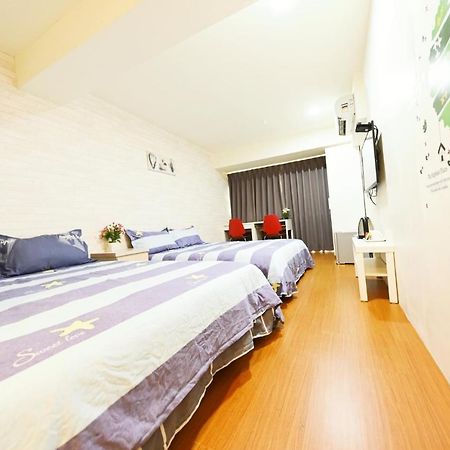 星霖之家 Apartment Taichung Luaran gambar