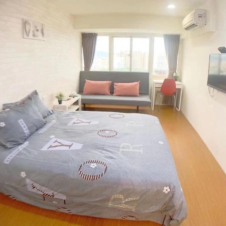 星霖之家 Apartment Taichung Luaran gambar
