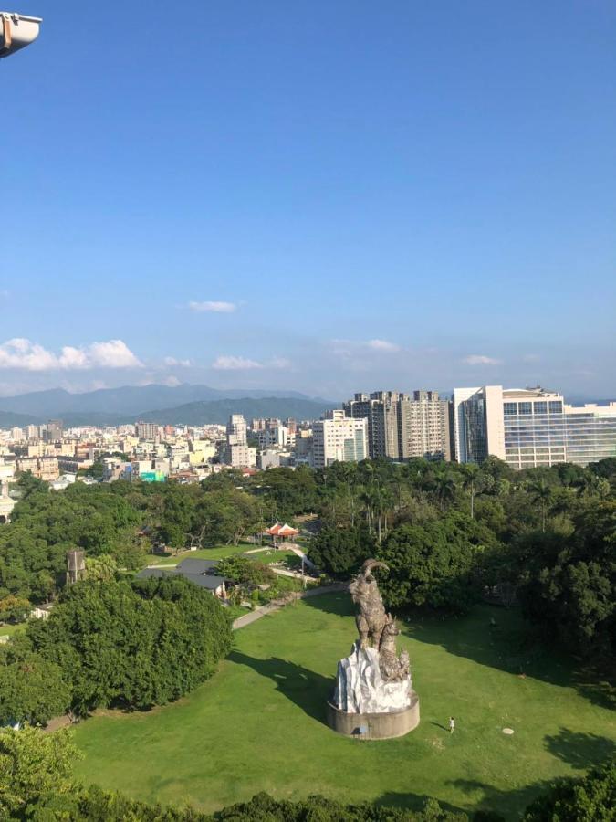 星霖之家 Apartment Taichung Luaran gambar