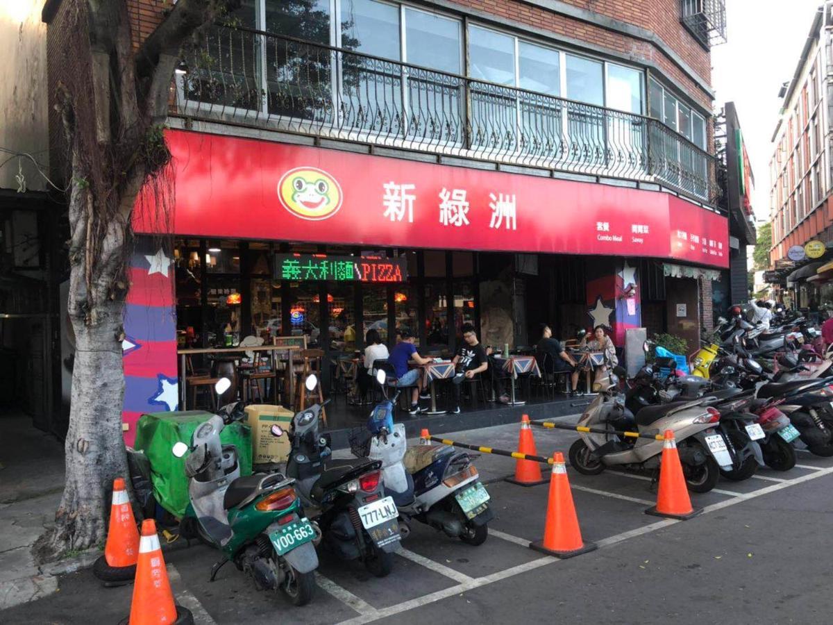 星霖之家 Apartment Taichung Luaran gambar